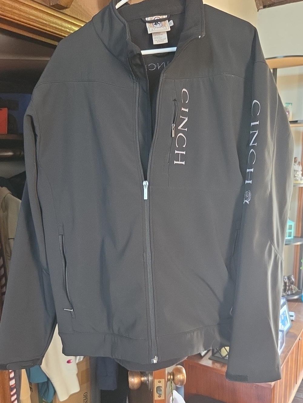 Cinch Black Women's Utility Softshell Jacket